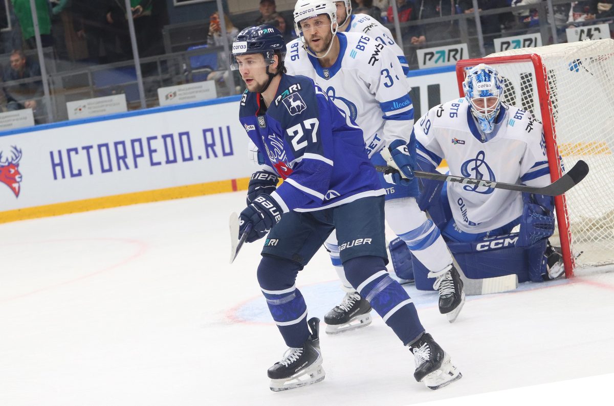 Сергей Гончарук продлил контракт с ХК «Торпедо»